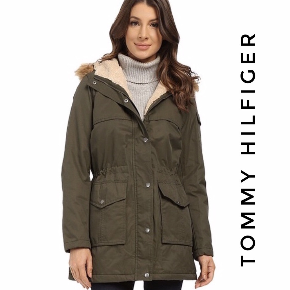 ❌Sold❌ Tommy Hilfiger Faux Fur Trim Hooded Parka Coat XS